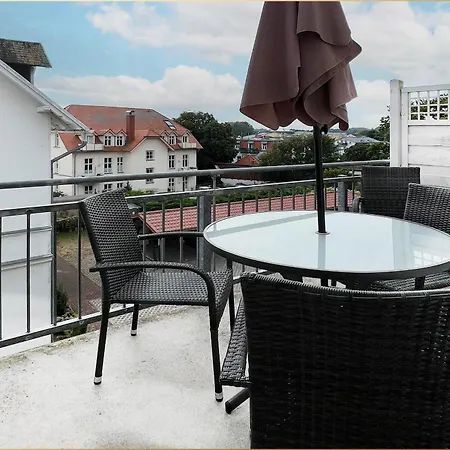 App 28 Regina Maris Apartment